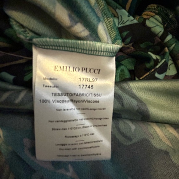 Beautiful Emilio Pucci green dress with beige and black abstract leaf pattern - Picture 4 of 12